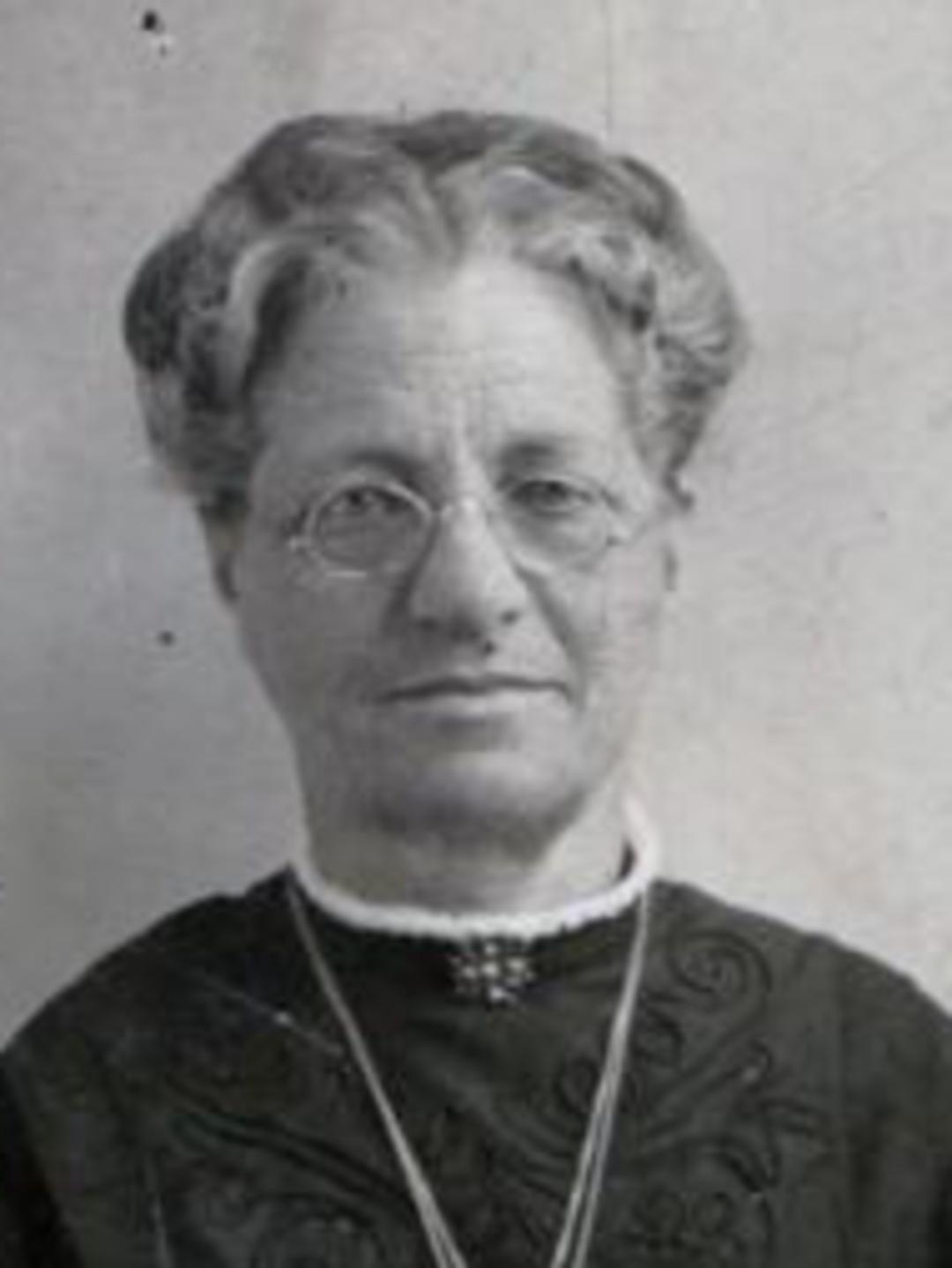 Hilda Josephine Lindroth (1857 - 1917) Profile